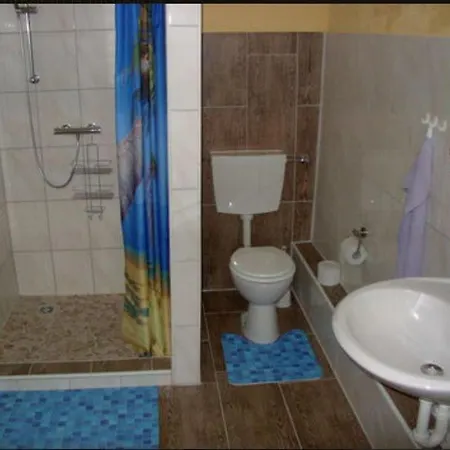 Monteurzimmer Bretnig Wifi Waschmaschine Parklpatz Kostenlos * Grossrohrsdorf